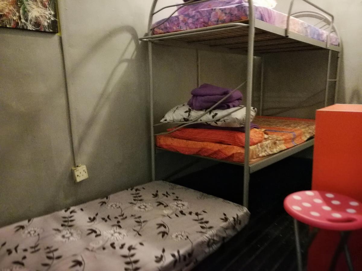Monkey Motel Cafe Malacca Екстериор снимка