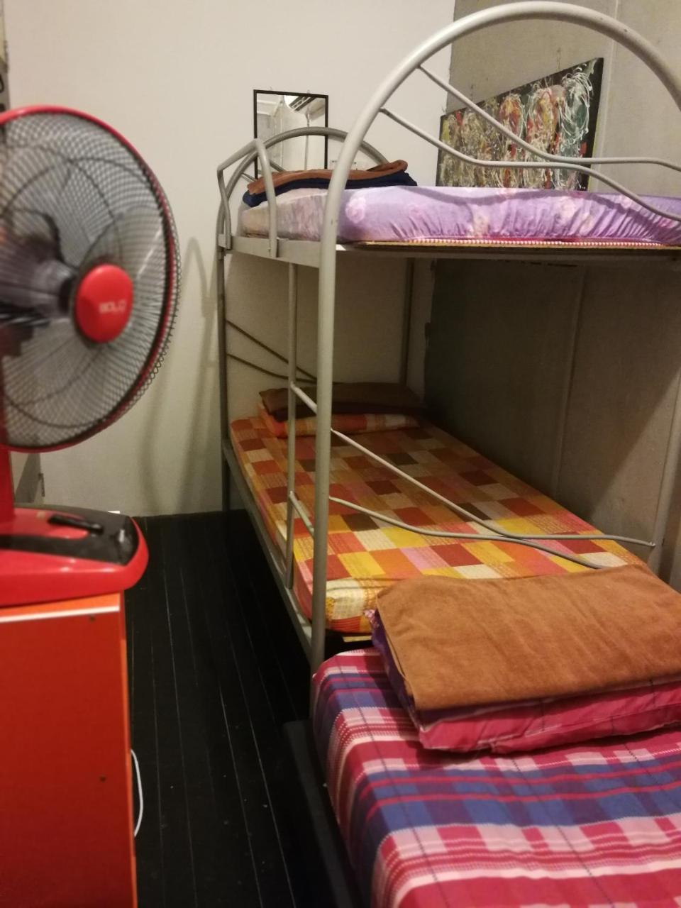 Monkey Motel Cafe Malacca Екстериор снимка